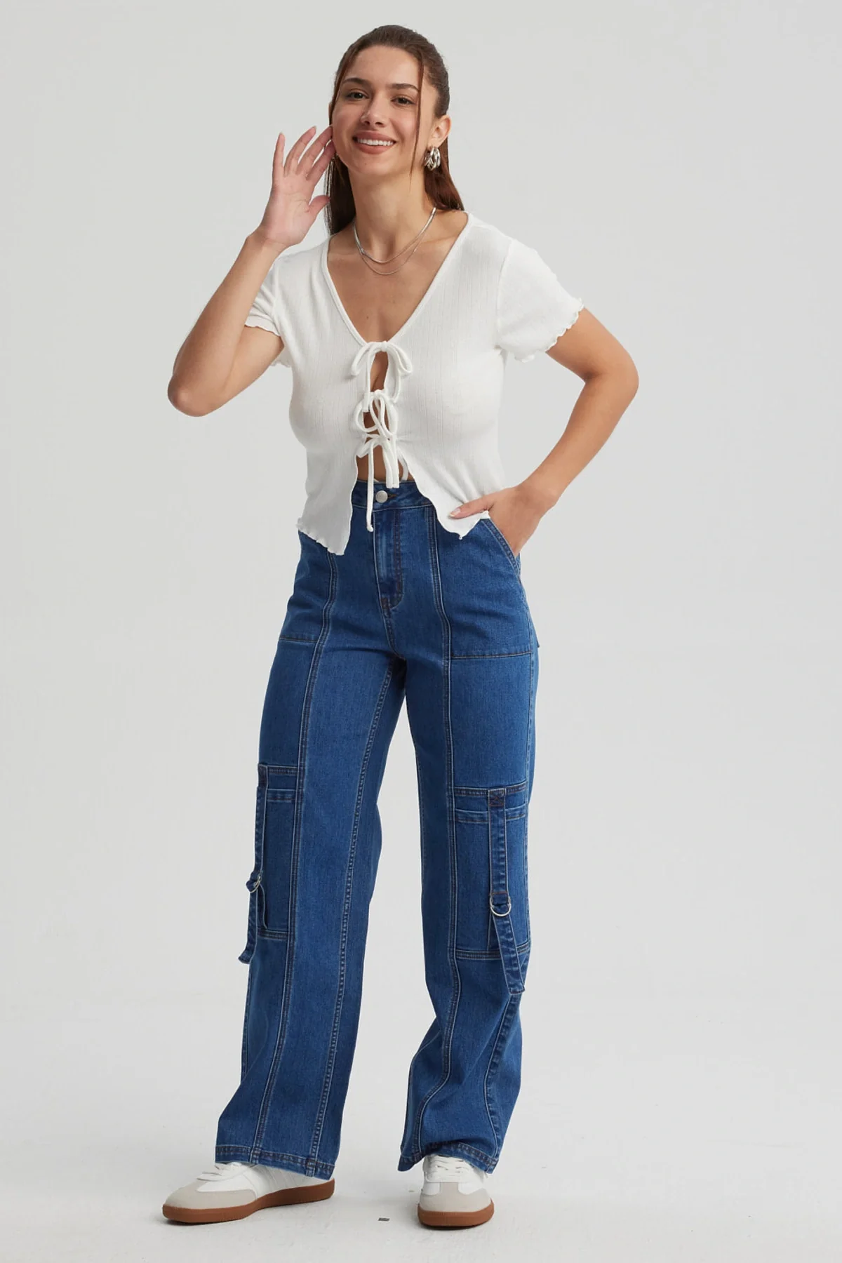 Jeans Mujer Calce Recto Cargo Amarra Azul - Image 4