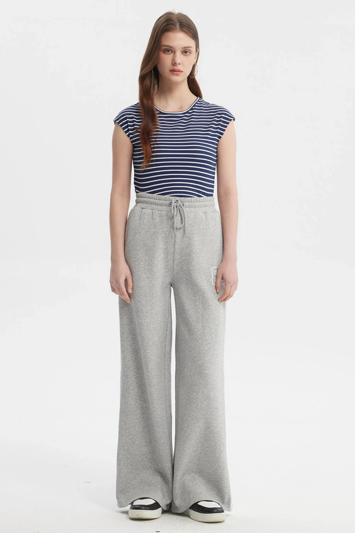 Pantalón Buzo Mujer Tapes Costados Gris Melange - Image 4