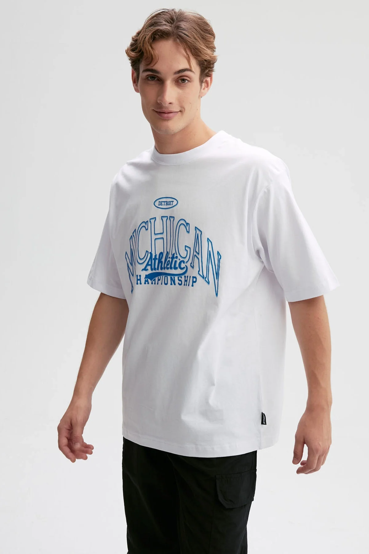 Polera Hombre Print Central Blanco - Image 2