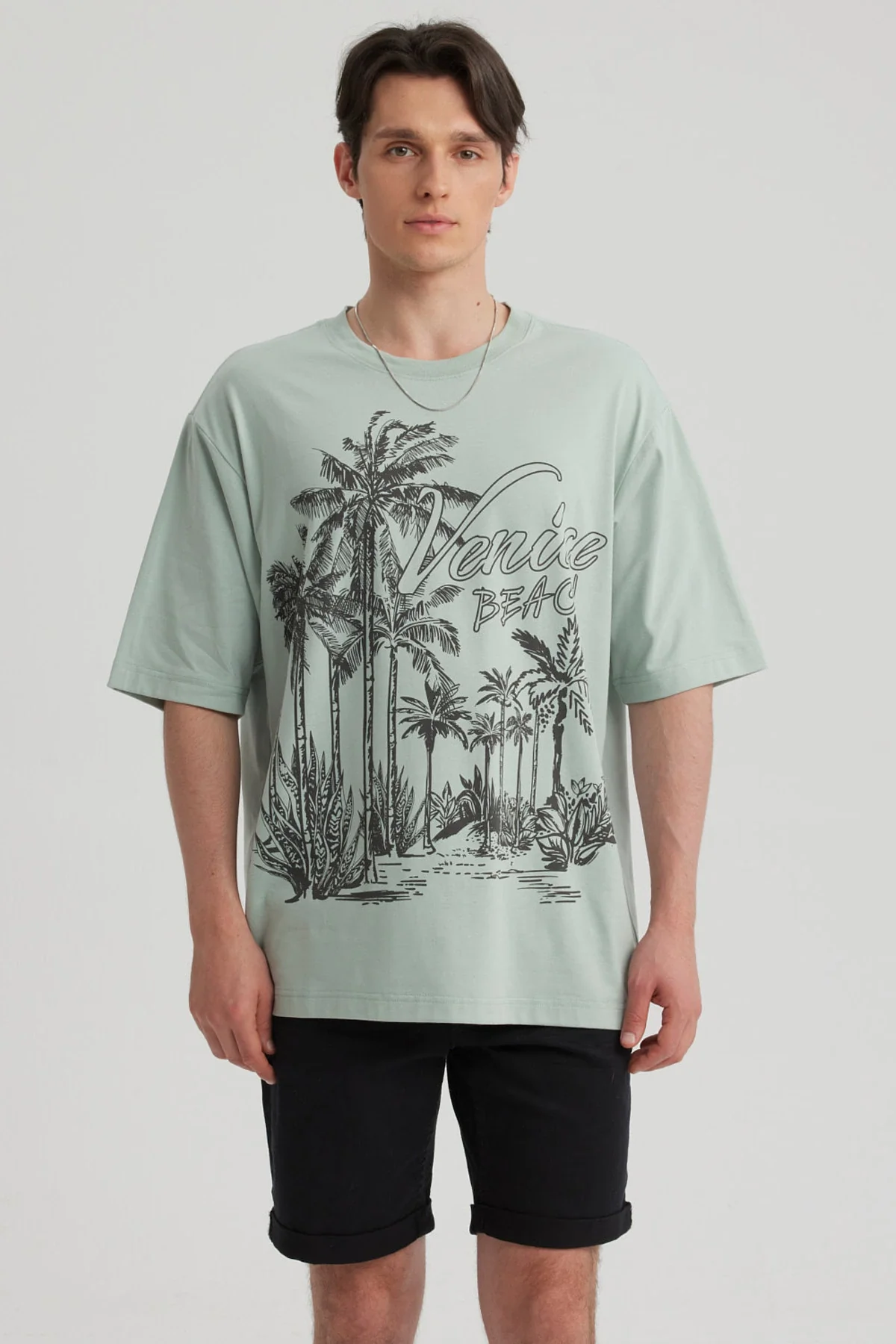 Polera Hombre Print Oversize Verde