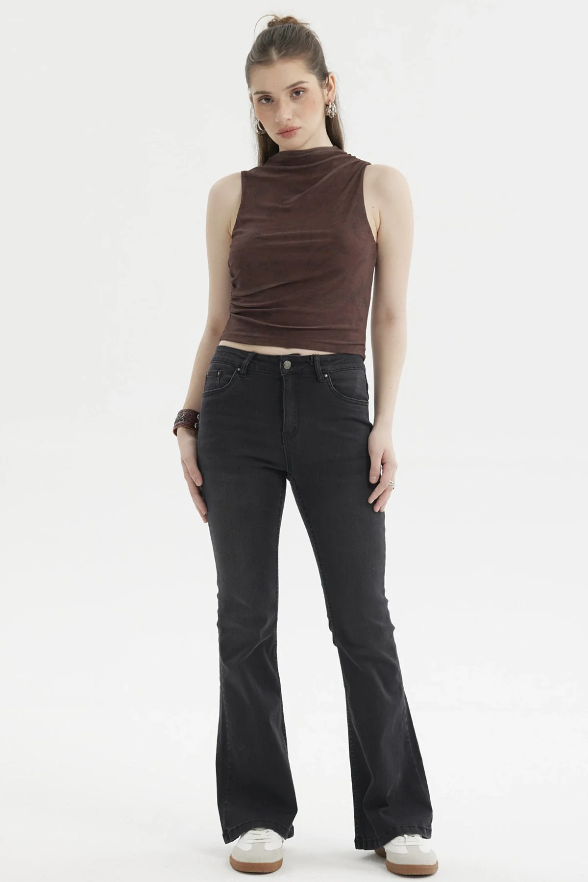 Polera Mujer Cuello Alto Café Oscuro - Image 4
