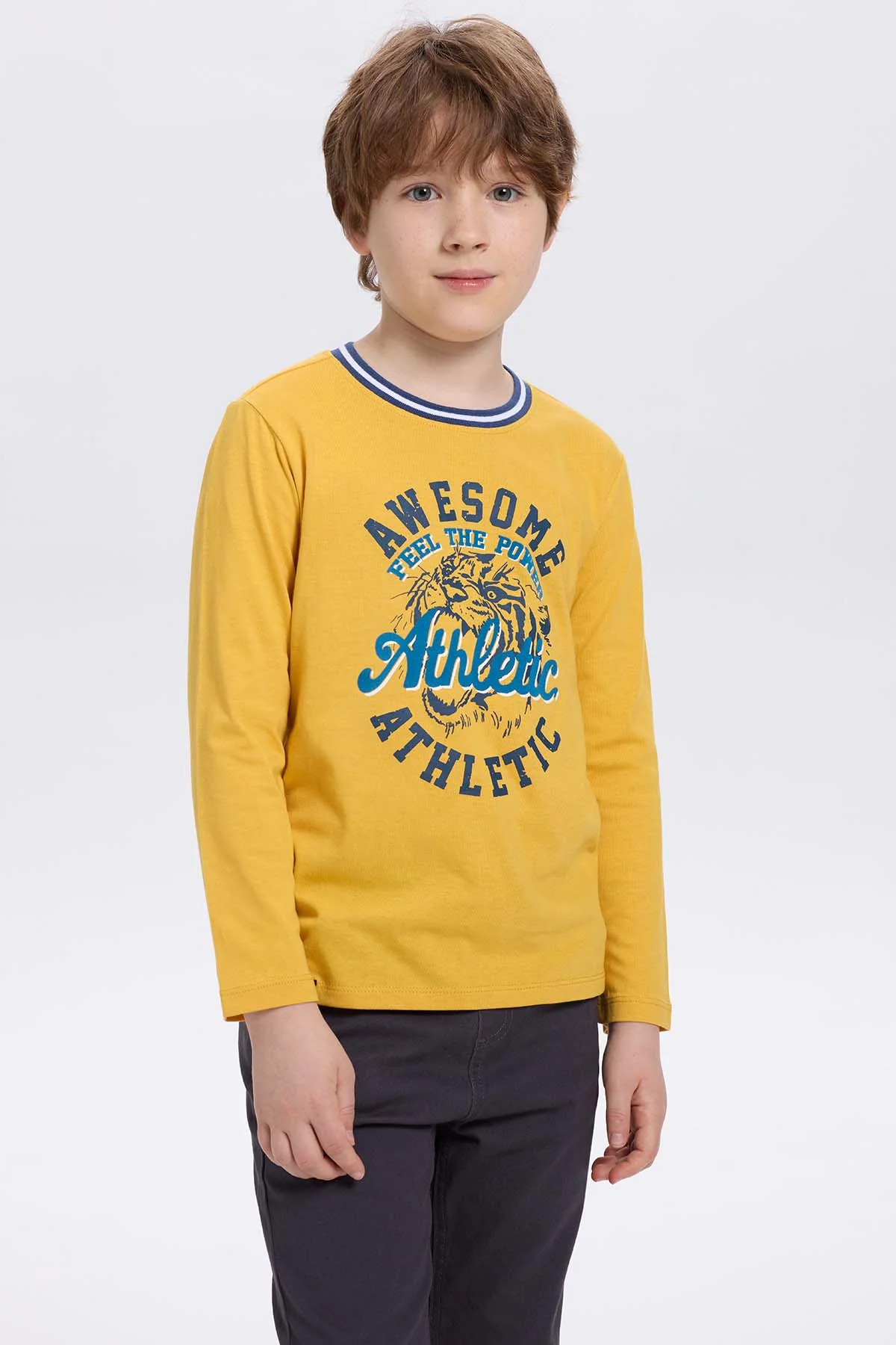 Polera Niño College Con Print Mostaza
