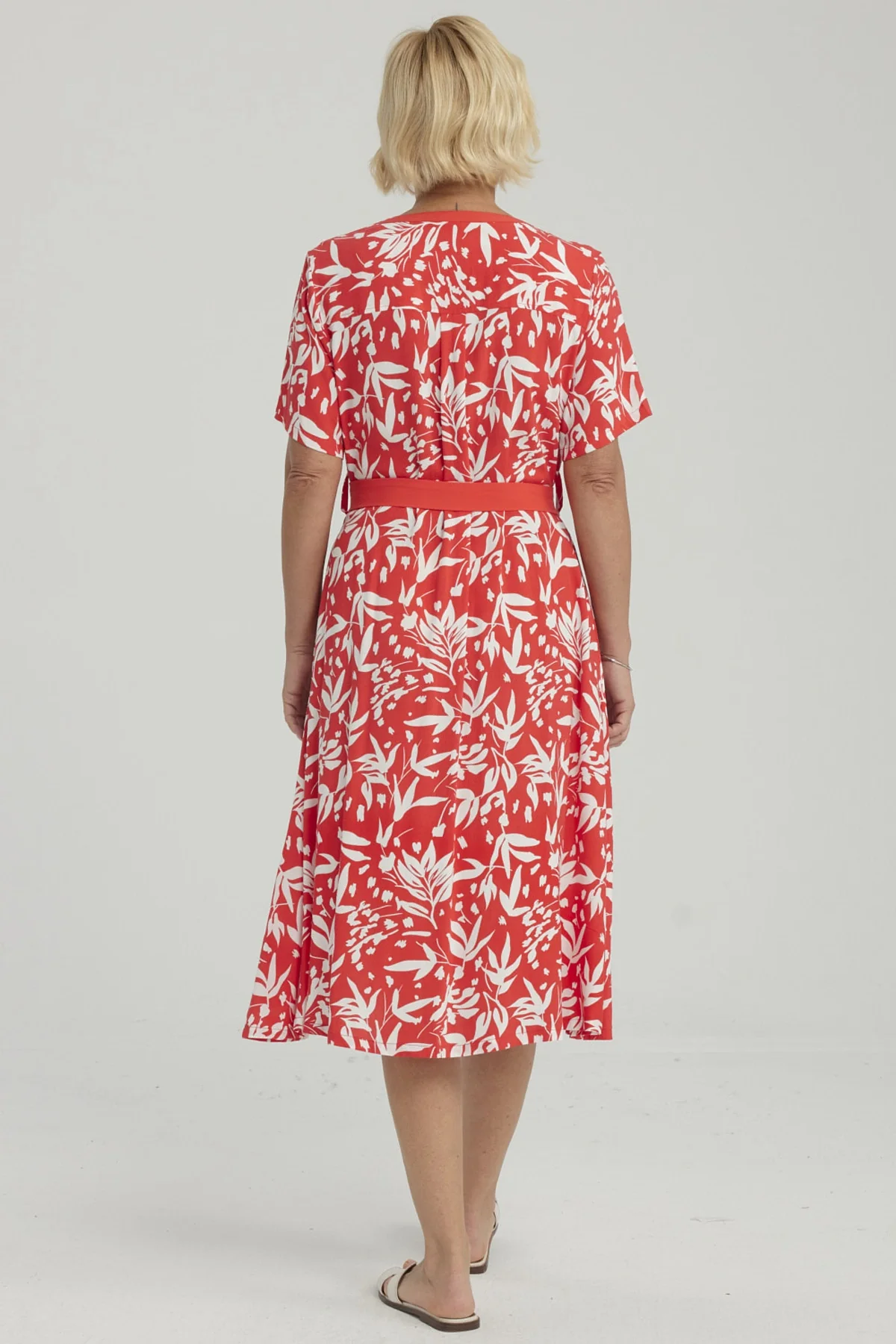 Vestido Mujer Con Cinturón Rojo - Image 2